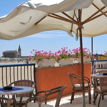 Hotel Giacomazzo Caorle Bagian luar foto