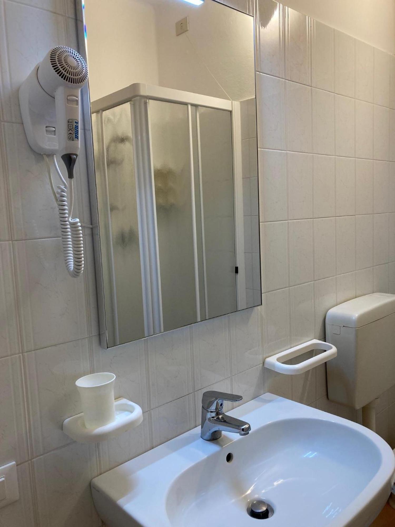 Hotel Giacomazzo Caorle Bagian luar foto