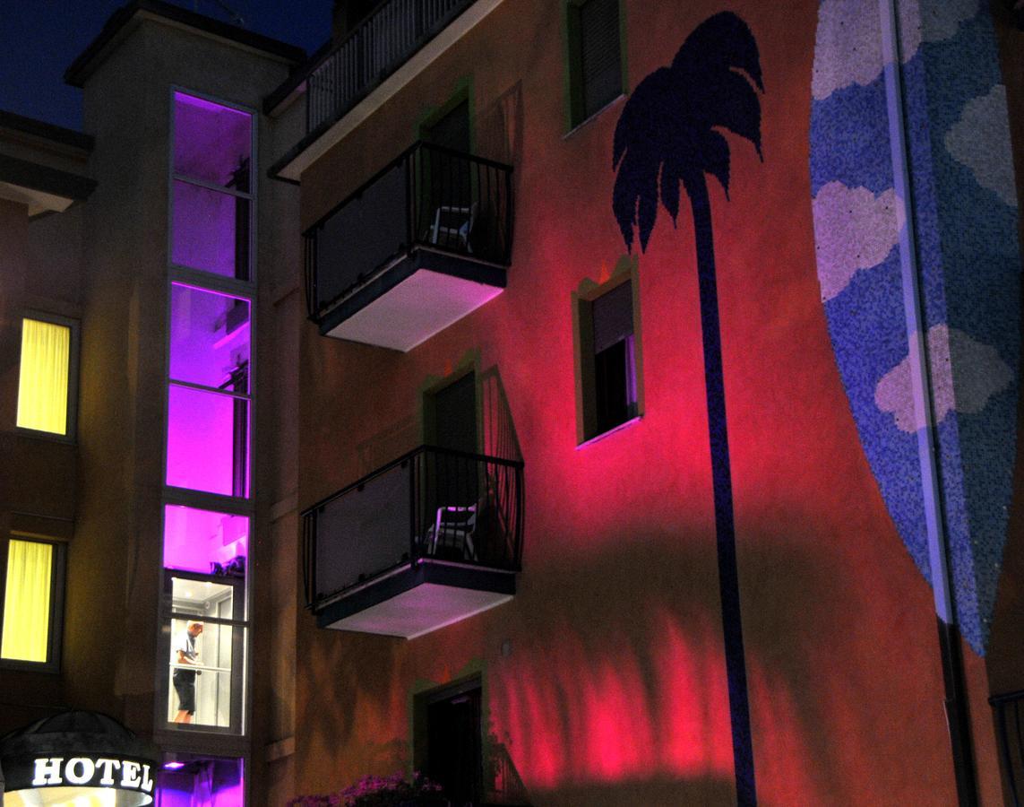 Hotel Giacomazzo Caorle Bagian luar foto